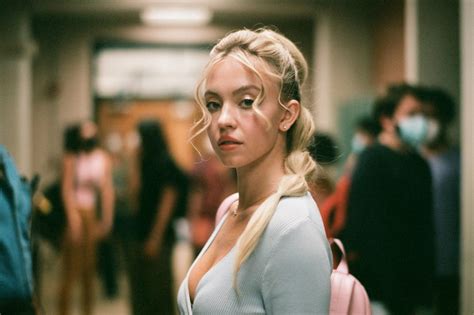 cassie euphoria boobs|Euphoria Nude Scenes: Does Sydney Sweeney Get Naked as。